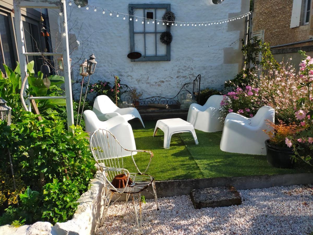 Agreable Chambre Cosy Tonnay-Charente Экстерьер фото